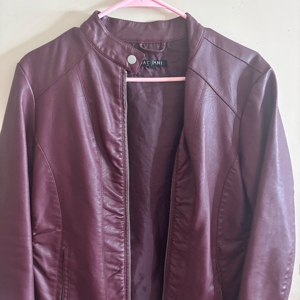 Purple Leather Jacket with Mandarin Collar and Sleek Design